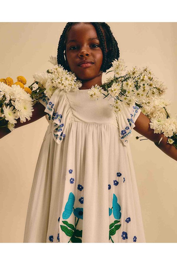 Vestido Bordado Quintal